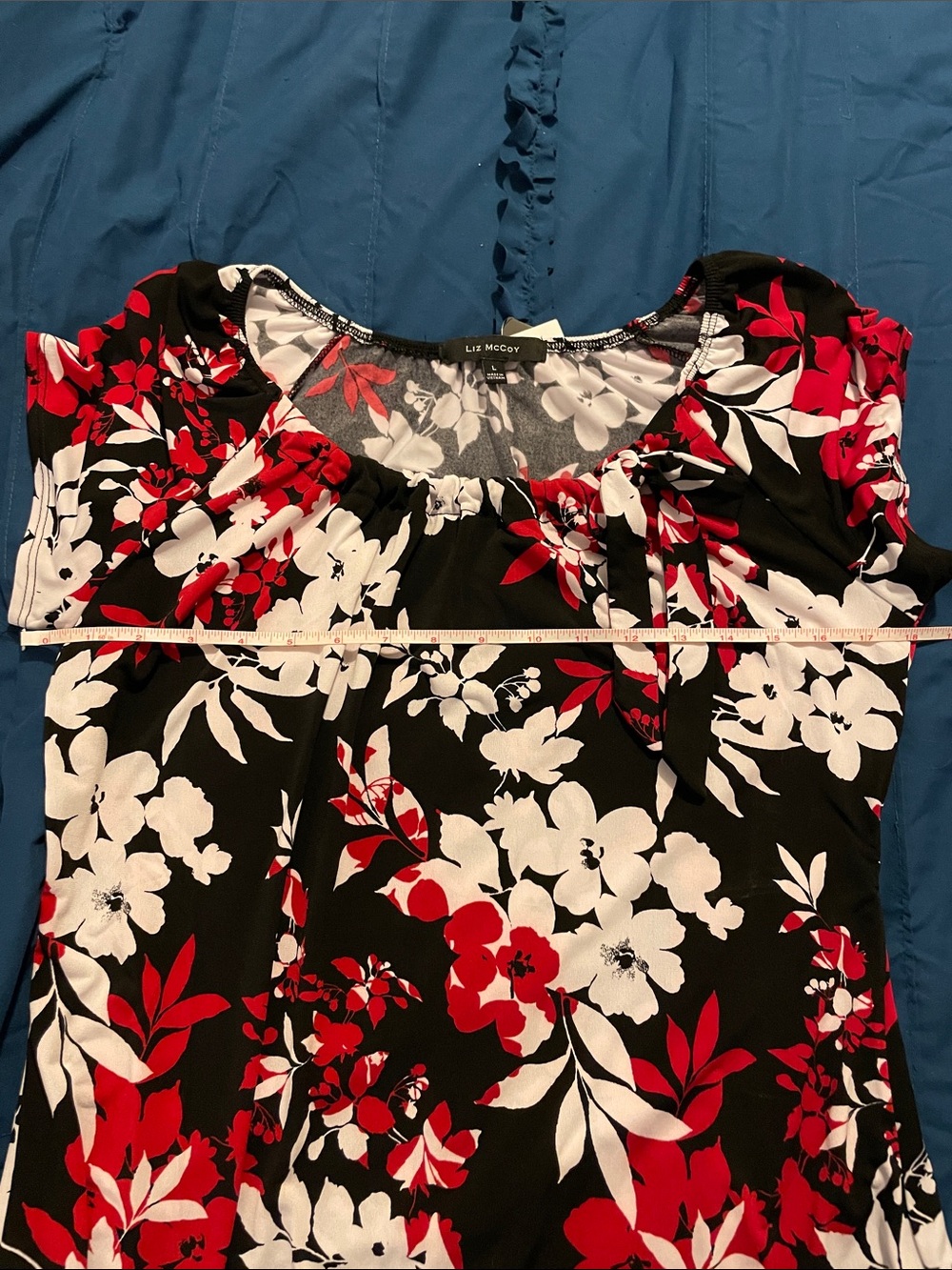 Floral Scoop Neck Short Sleeve Top - Black, Red & White, New - Picture 6 of 7